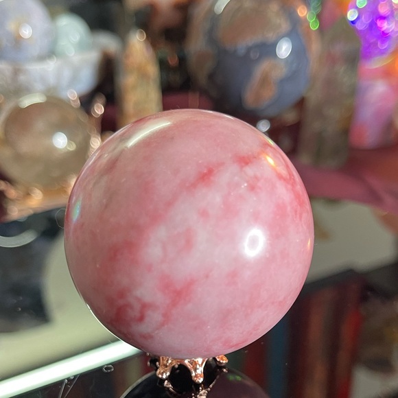 Thulite Sphere - Picture 3 of 4